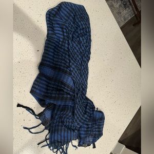 Woman’s Scarf